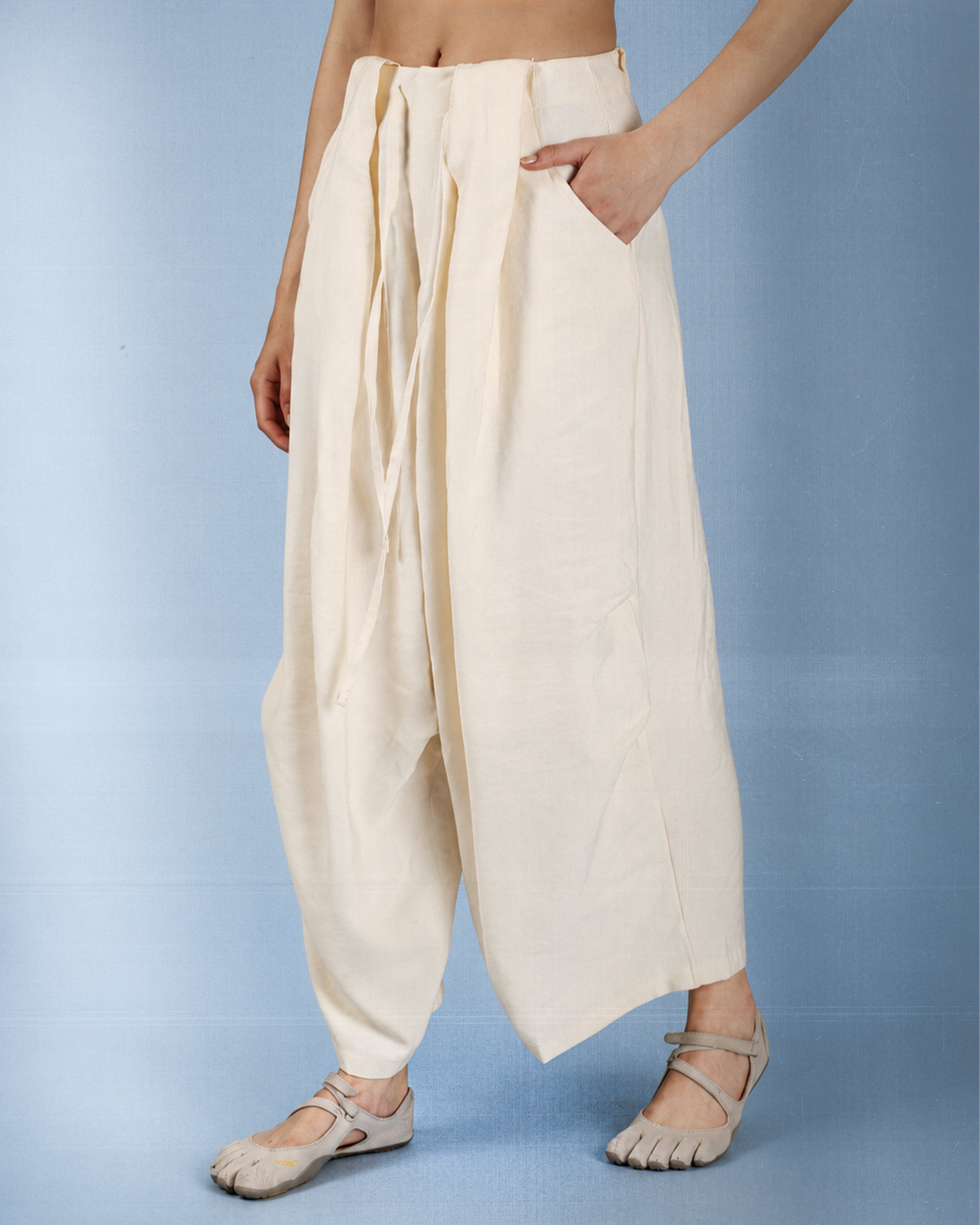 Cream Sandwash Pleated Pants-3