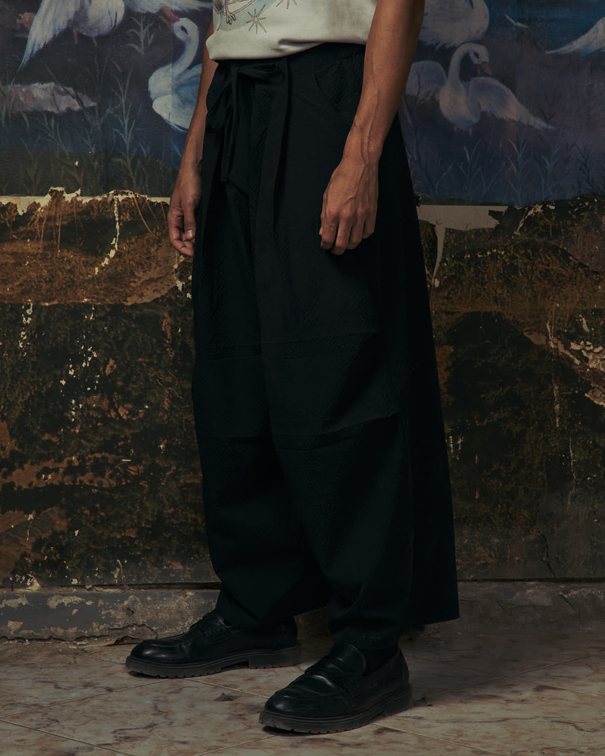 Black Pleated Volume Pants-6