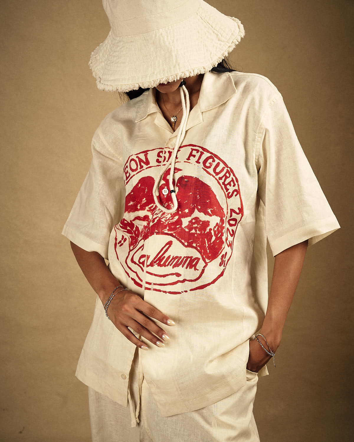 Calumma Emblem Cream Linen Shirt-2