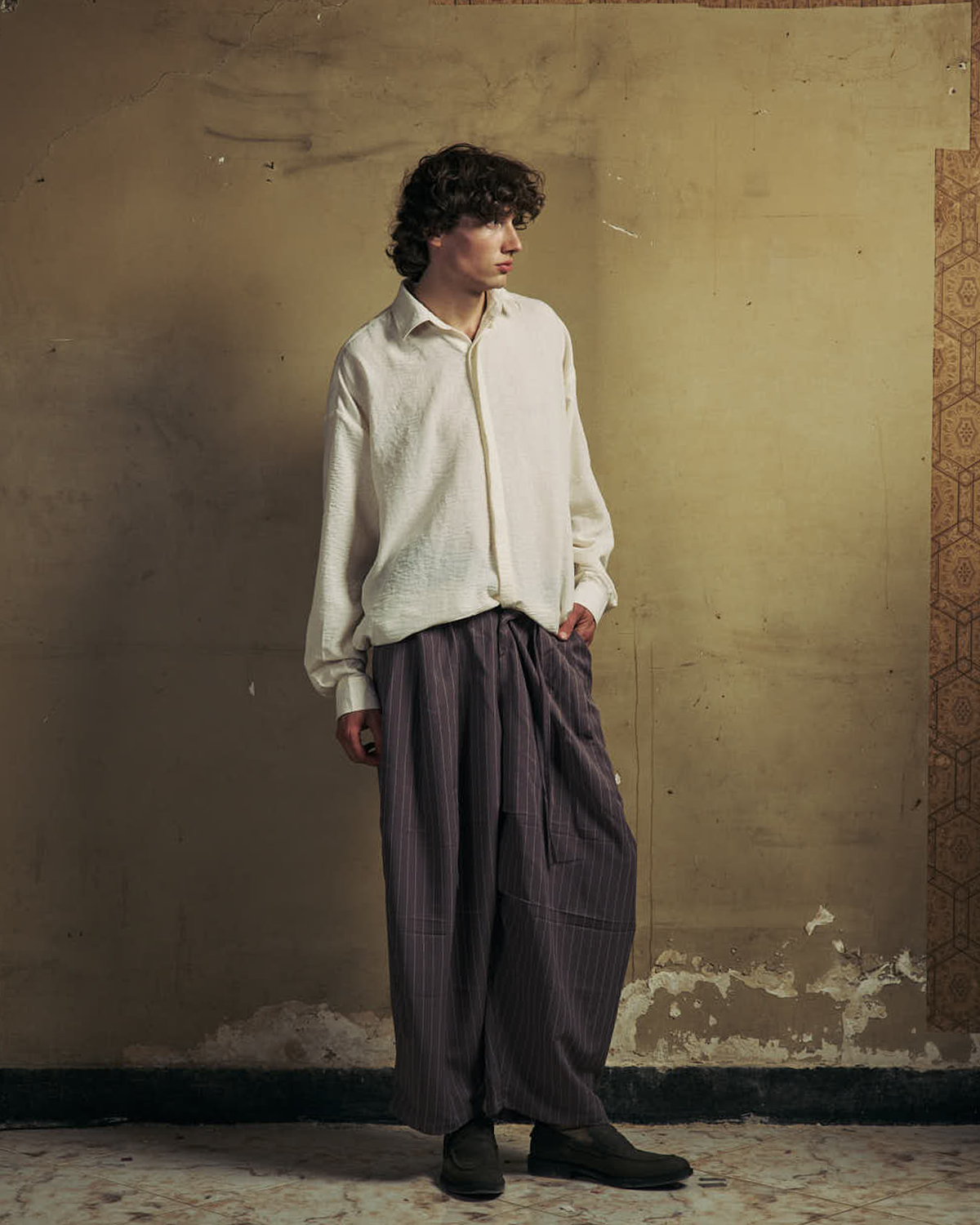 Grey Striped Pleated Volume Pants-7